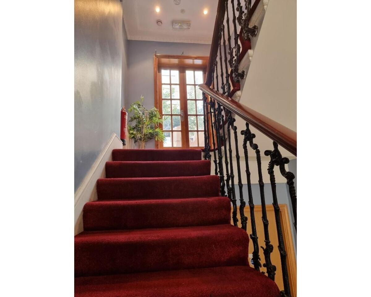 런던 F101-First Floor Flat Fits 3 Near Hyde Park 아파트 외부 사진