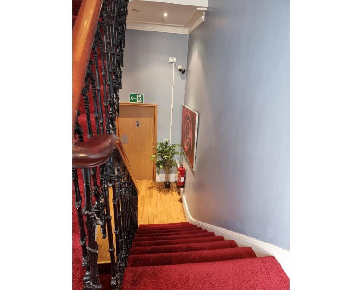 런던 F101-First Floor Flat Fits 3 Near Hyde Park 아파트 외부 사진