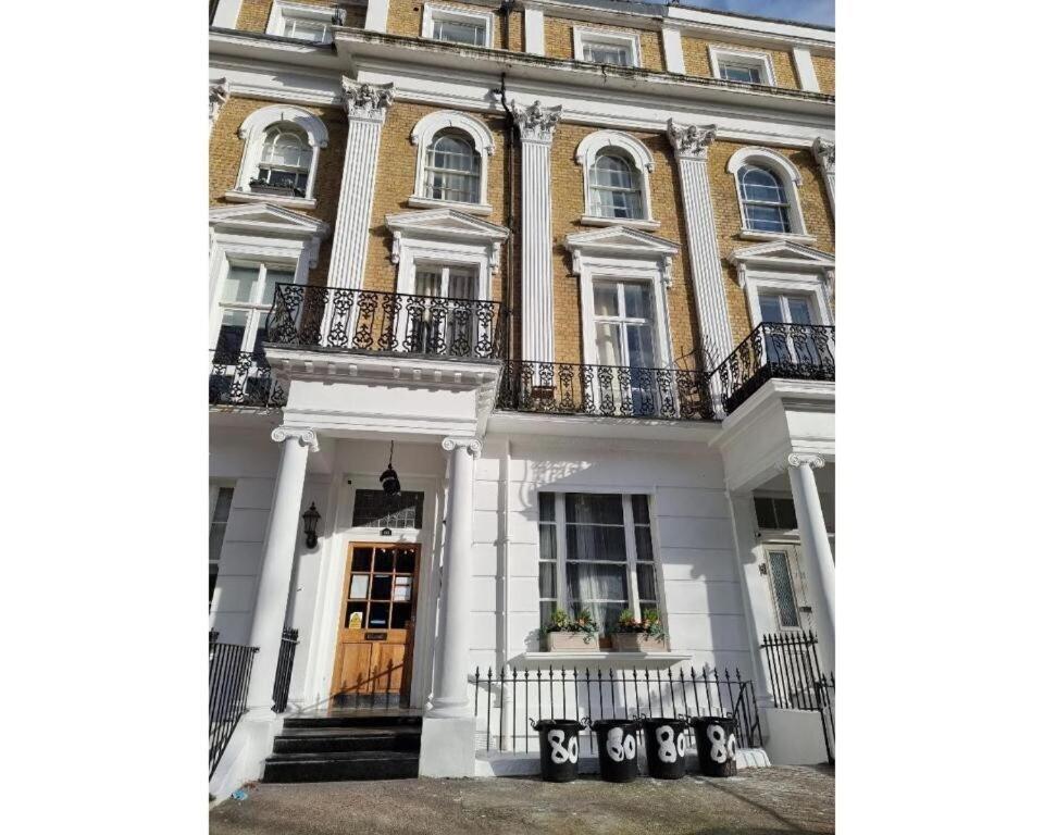 런던 F101-First Floor Flat Fits 3 Near Hyde Park 아파트 외부 사진